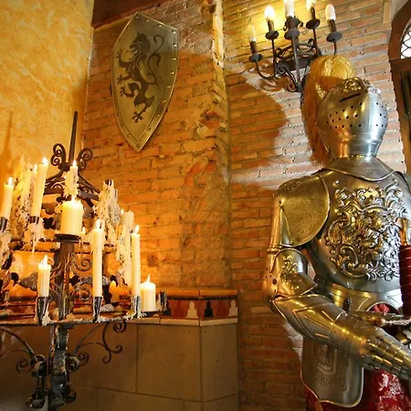 מלון Casa De Reyes 2*