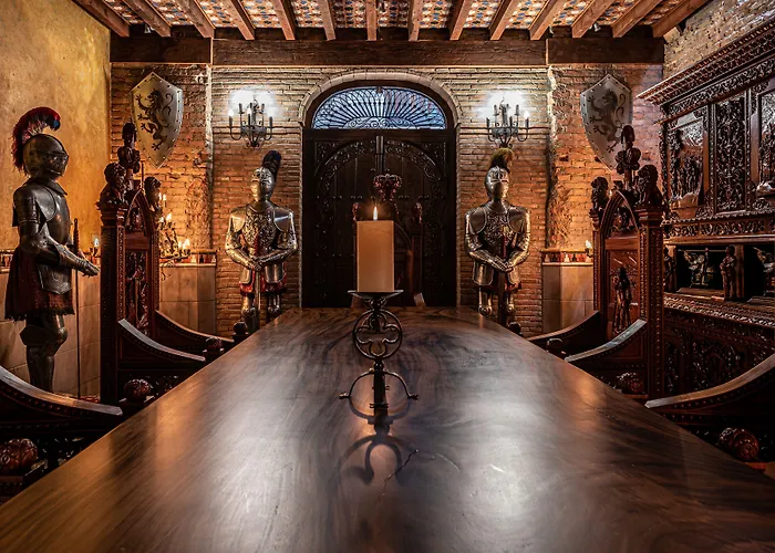 Casa De Reyes Hotel 2*