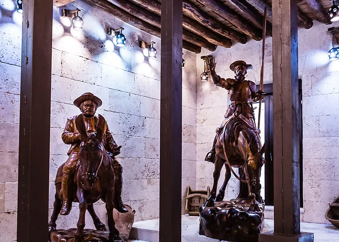 Hotel Casa De Reyes 2*