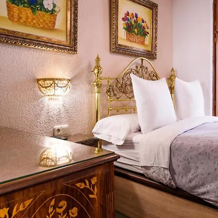Casa De Reyes 2*